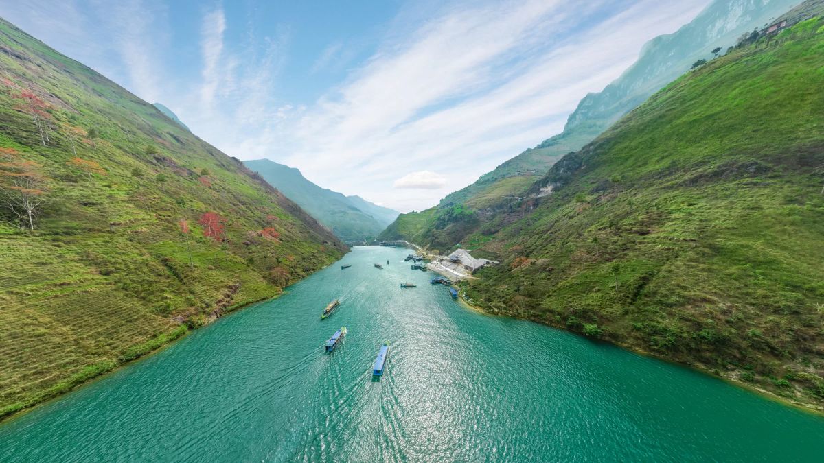 TOUR ĐÔNG BẮC | HÀ GIANG – ĐỒNG VĂN – MÃ PÌ LÈNG – CAO BẰNG – MÈO VẠC – THÁC BẢN GIỐC – LẠNG SƠN